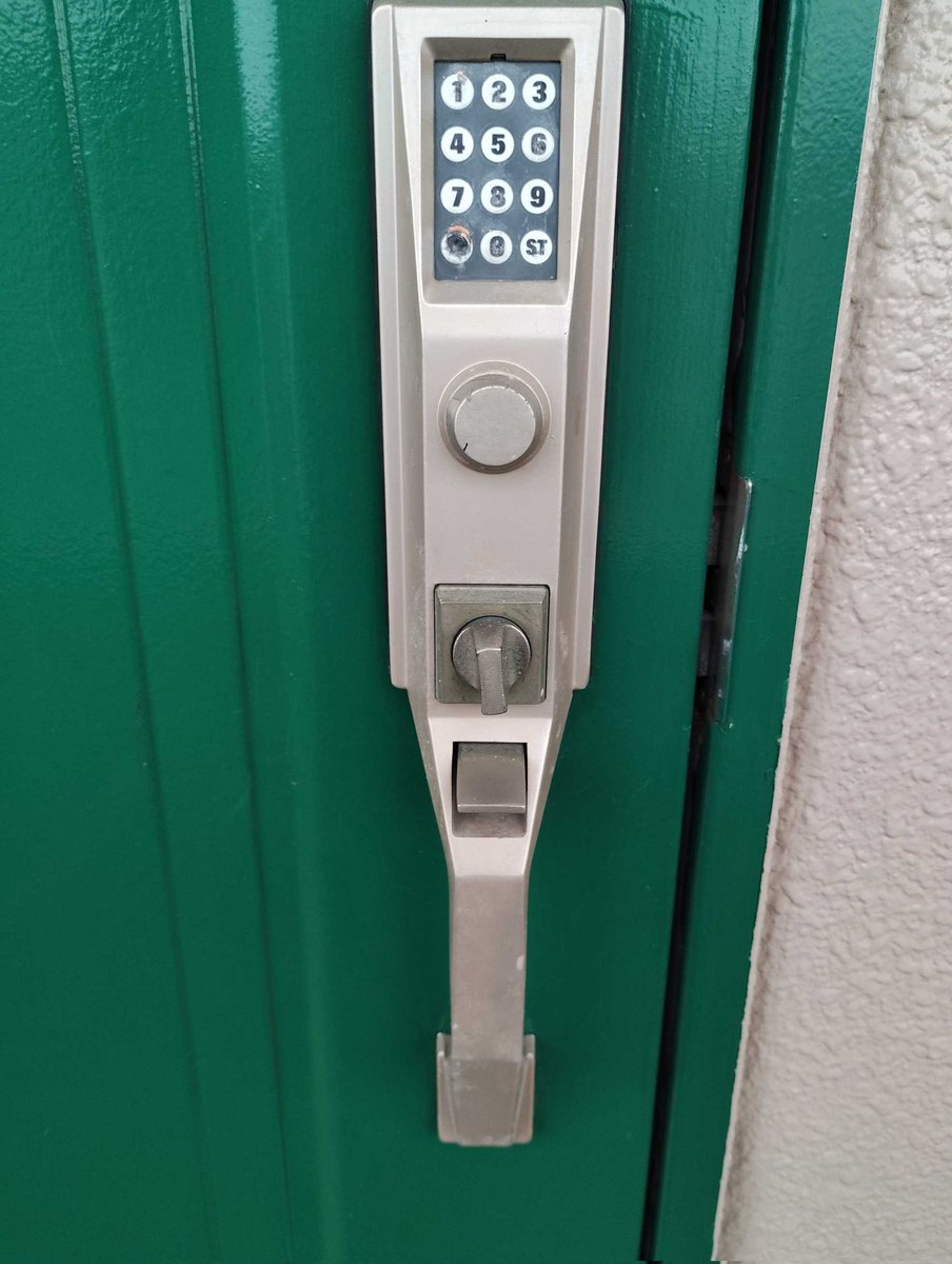 鍵屋 Locksmith tweet media
