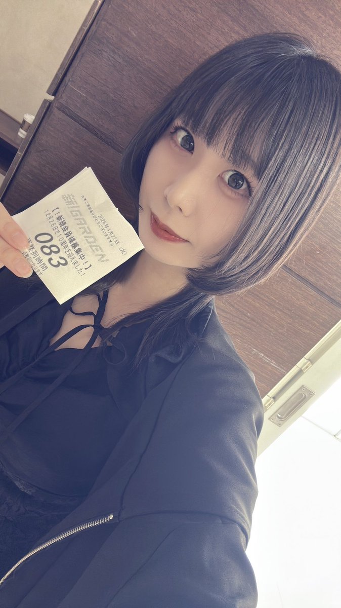 naname_n7's tweet image. おはようございます🌞本日は新!ガーデン戸塚店さまにいます😎抽選番号はちと悪め…🙃今回しっかり狙い考えてきたので、なんとか座れることを祈りたい…🙏

本日もいつでもお声掛けくださいまし〜！！

#PR
#新ガーデン戸塚店 さま