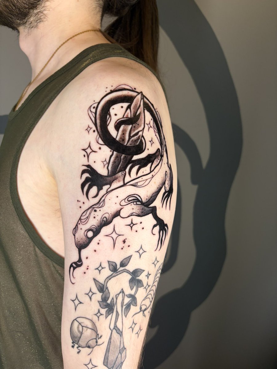 Sarachadoodles tweet media