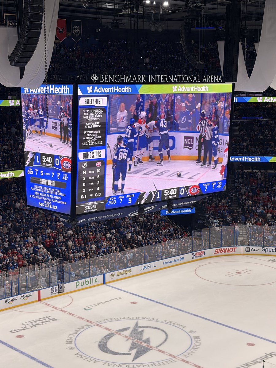 harhrharhar tweet media