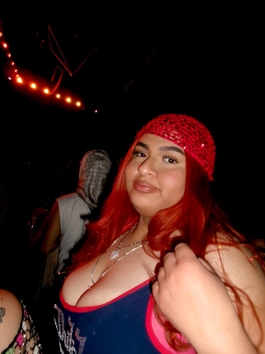 marzgoing2pluto's tweet photo. @SexyyRed314_ 
COACHELLA FRIDAY YK WHO I WENT TO SEE 🥵 https://t.co/pEJnW1Ldor