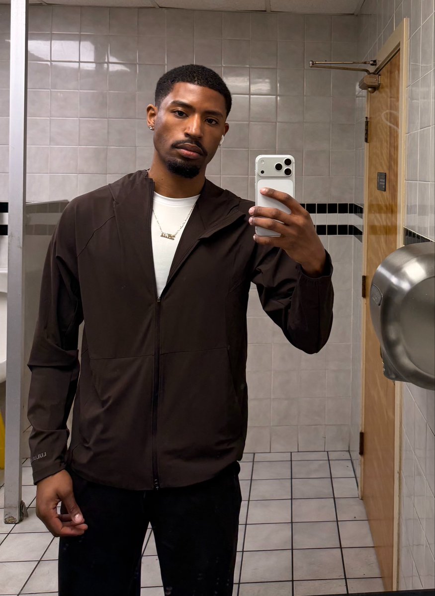 ٰ (@theluiswayy) on Twitter photo 