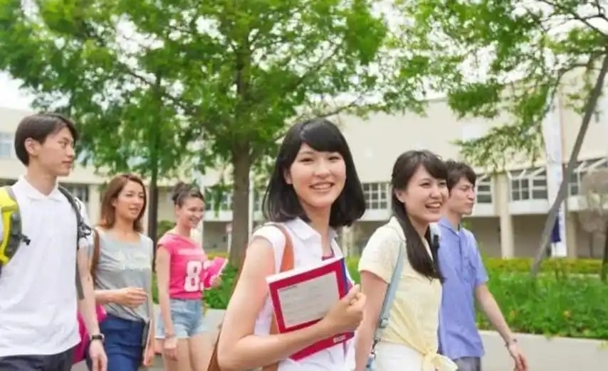 george conti tweet media