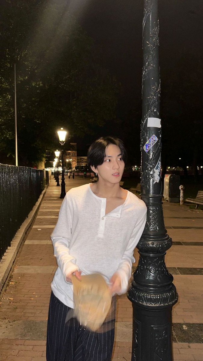 jungwon de calcinha tweet media