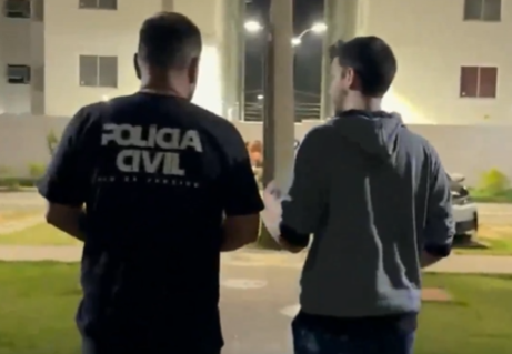 KarvJoe's tweet photo. @tinojunior Branco estuprador preso em flagrante / preto preso por ter roubado comida pra ter o que comer. 🤡🤡🤡 https://t.co/4m0KyThhEl