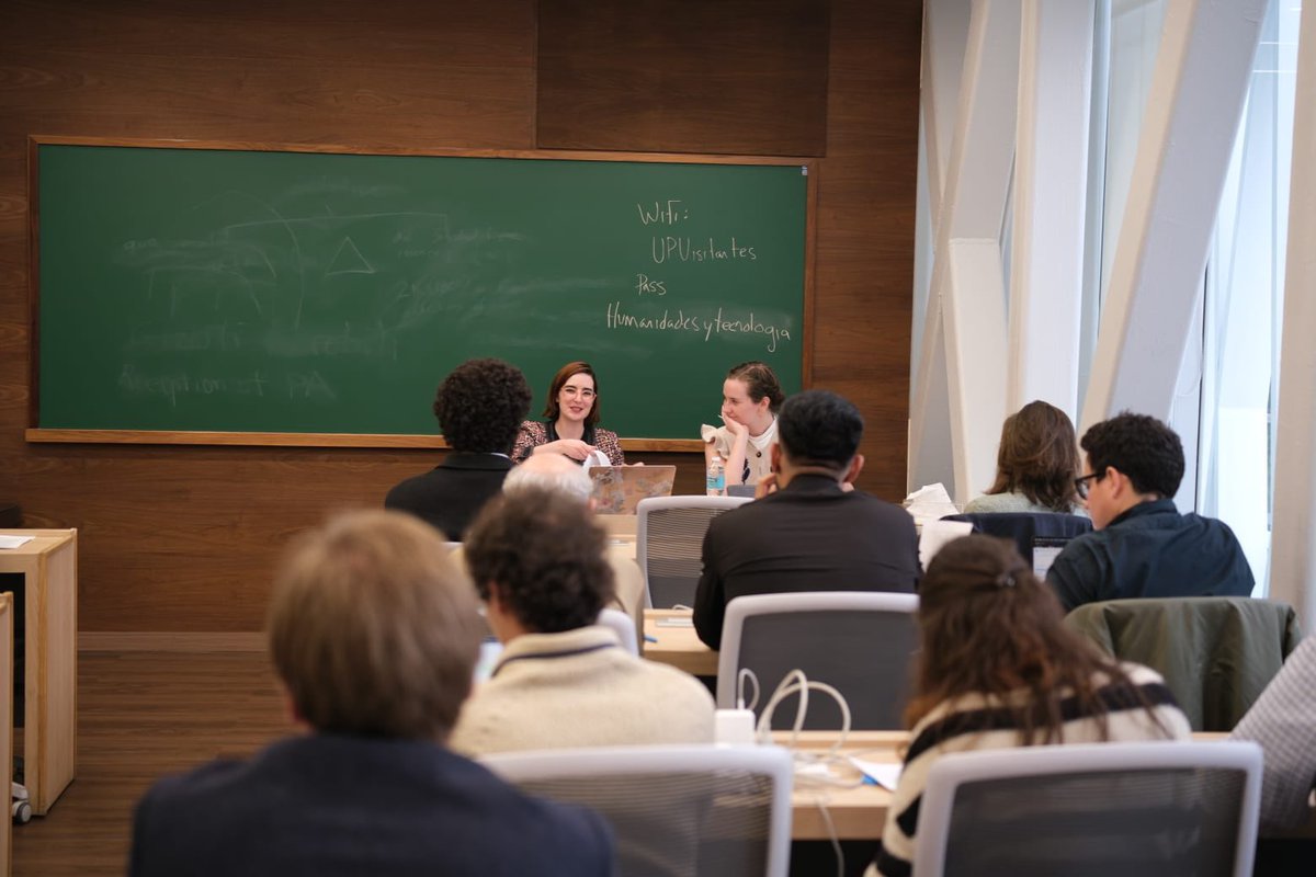 Facultad FilosofíaUP tweet media