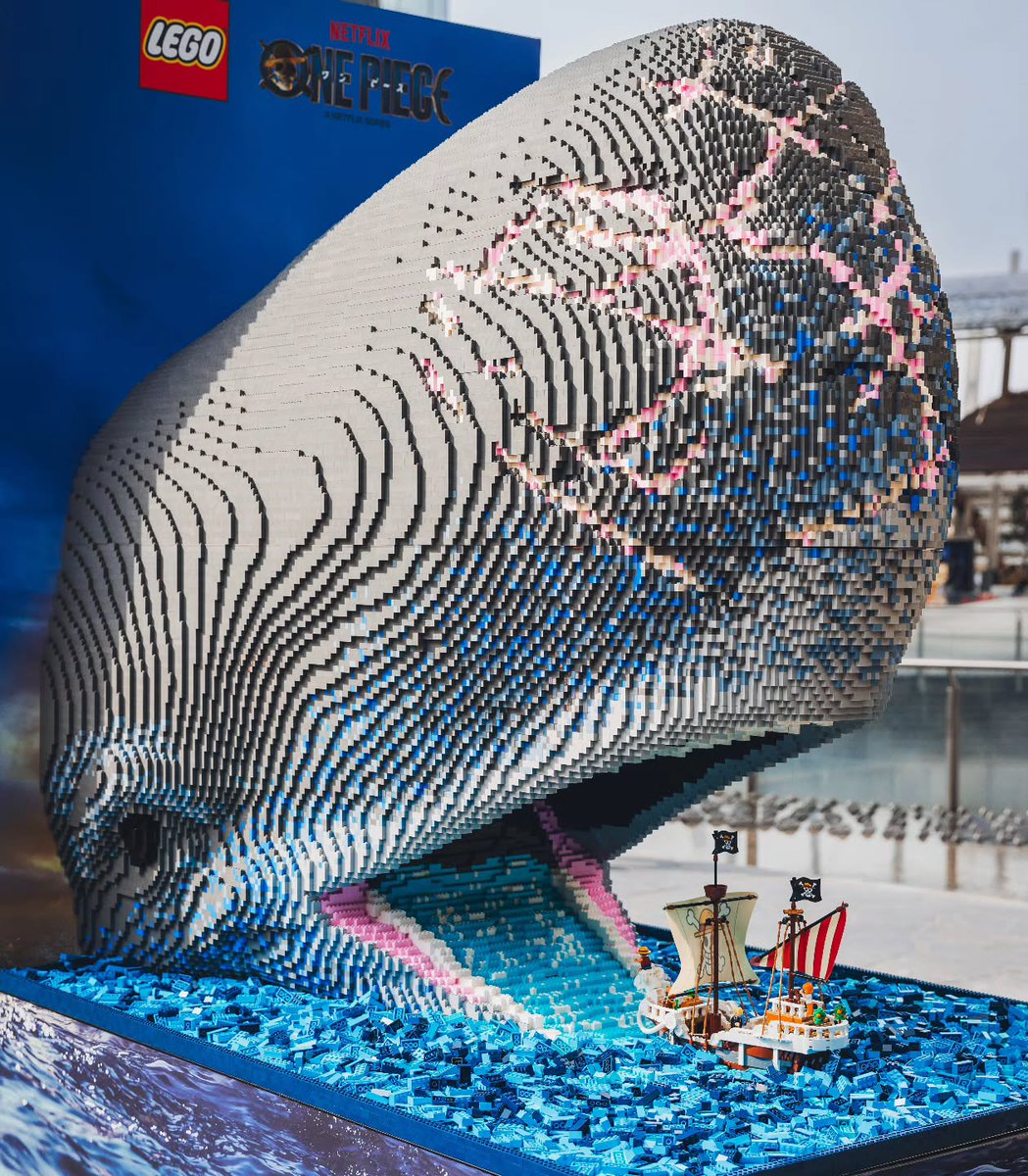 They made Laboon from One Piece out of LEGOs 😱

(via ricardozangelmi_art_/IG)