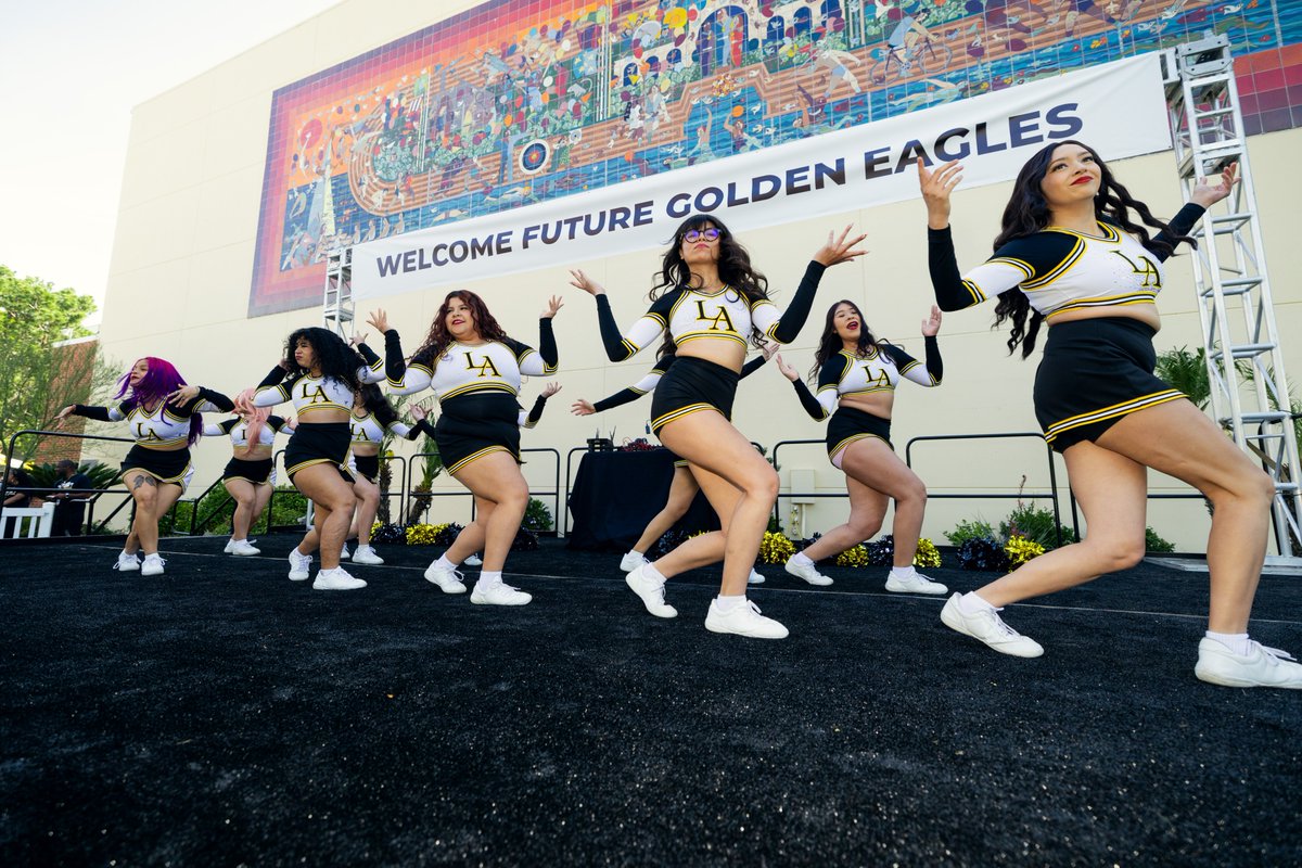 CalStateLA's tweet image. Thank you to everyone who joined us for Preview Day at #CalStateLA! 💛 

We loved welcoming you to campus, what’s possible as a Golden Eagle, and for many, saying YES to Cal State LA!
