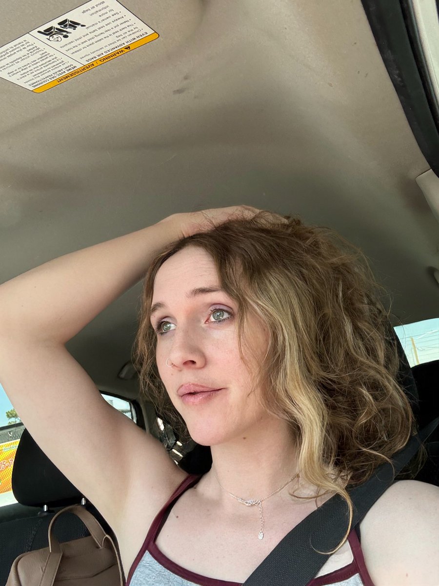 PeekoBox 🏳️‍⚧️ tweet media