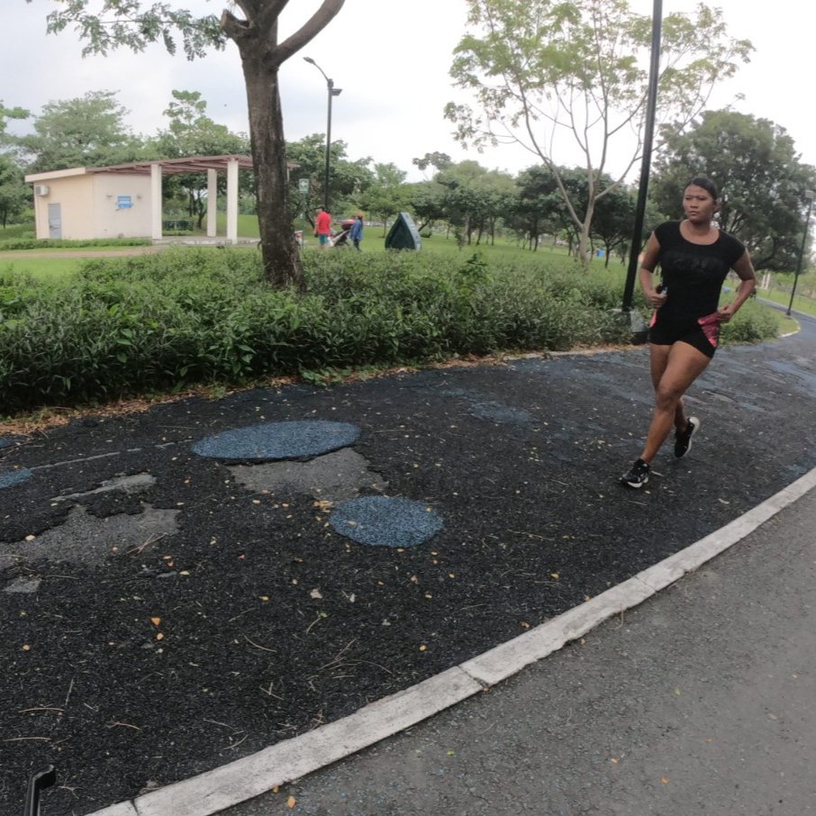<a href="/parquesgye/">Parques EP</a> Pero sin editar las fotos porque asi no esta la pista de trote <a href="/Expresoec/">Diario Expreso</a> <a href="/tctelevision/">TC Televisión</a> <a href="/masacriticagye/">MasaCriticaGuayaquil</a>