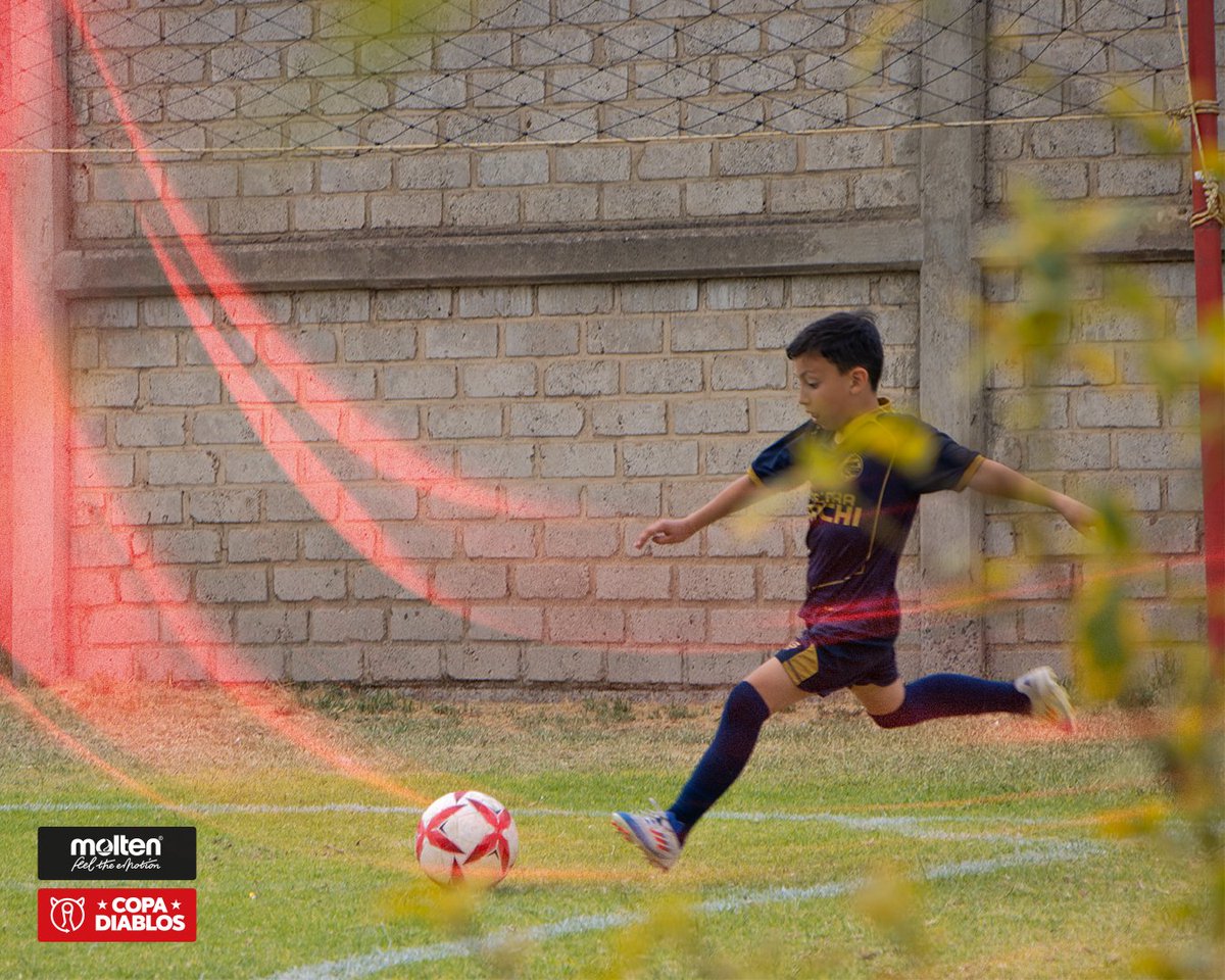 MoltenMex's tweet photo. Nuestra primera participación en la #CopaDiablos siendo el balón oficial. 😈⚽

#Molten #FeelTheEmotion https://t.co/djbK6wT6z1