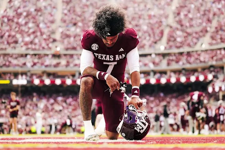 4MR Fetti 🫡💙🖤 tweet media