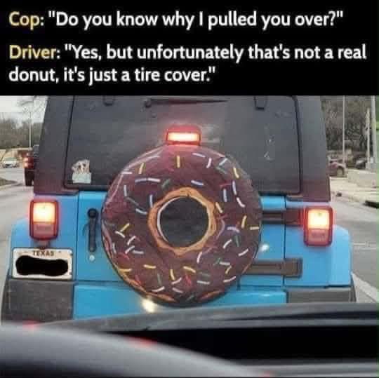 JenuinStyles's tweet image. If there was ever an award 🥇 for best #donut 🍩 tire cover #LoL 😂 a literal donut is by far the best I have seen in my #opinion #police #jeep