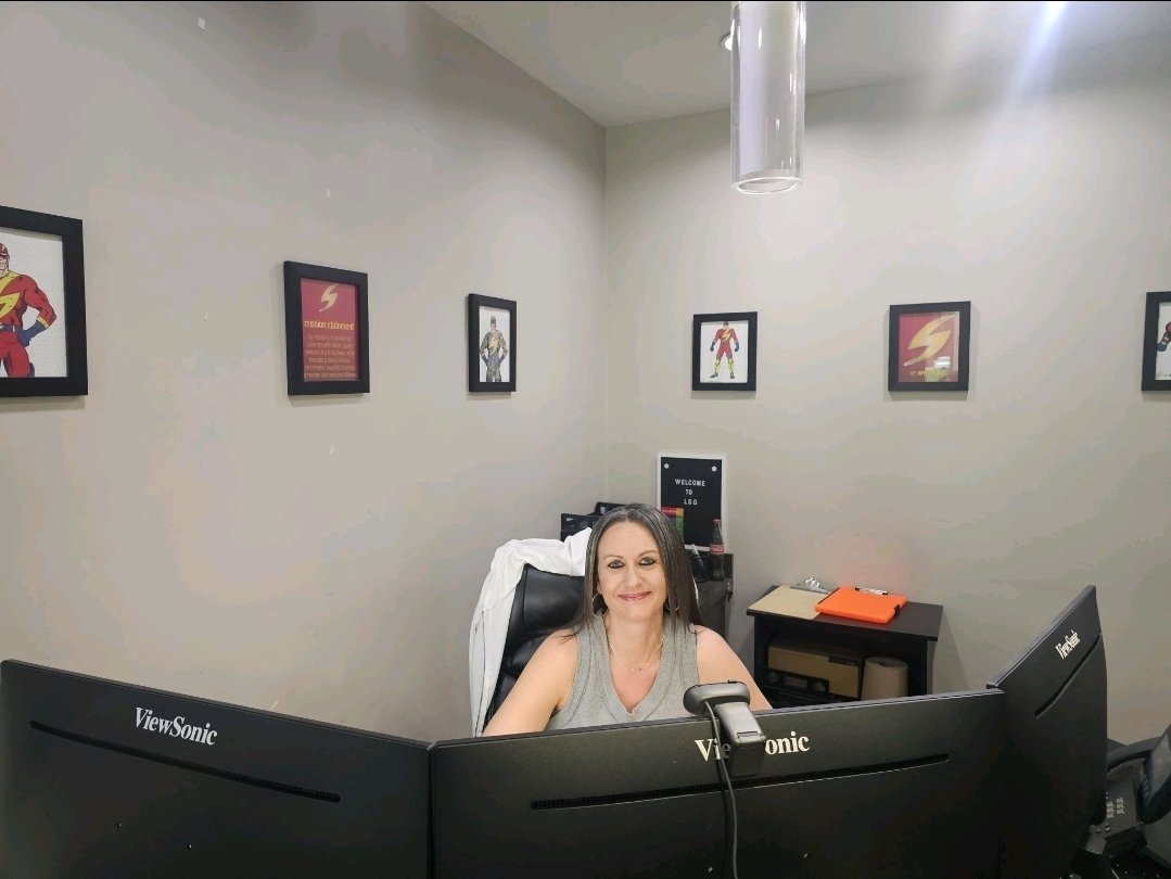 Rosa the Riveter 💪🛠🔩 tweet media