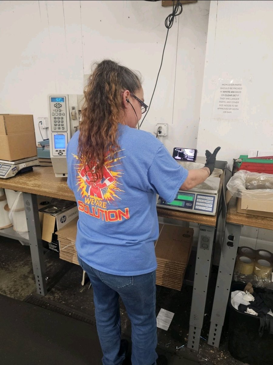 Rosa the Riveter 💪🛠🔩 tweet media