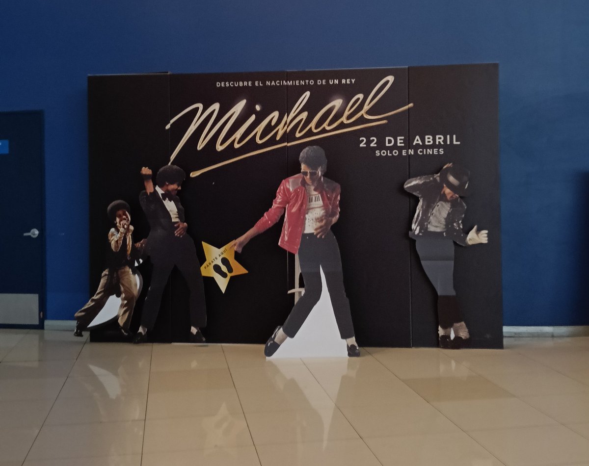 YA ESTAMOS AQUÍ Y OMG, MICHAEL!!!!! 😭😭😭 

#MichaelMovie