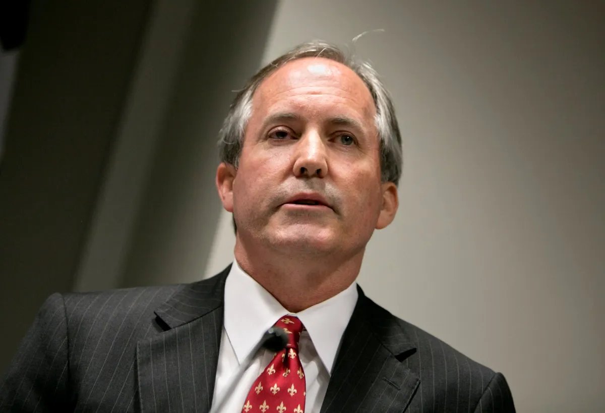 EricLDaugh's tweet photo. 🚨 IT'S OFFICIAL: US Appeals Court rules to ALLOW Texas to display the Ten Commandments in PUBLIC school classrooms — a major loss for the left
GREAT NEWS!
This is expected to go to the SUPREME COURT.
AG KEN PAXTON: "The Ten Commandments have had a profound impact on our nation, and it’s important that students learn from them every single day."