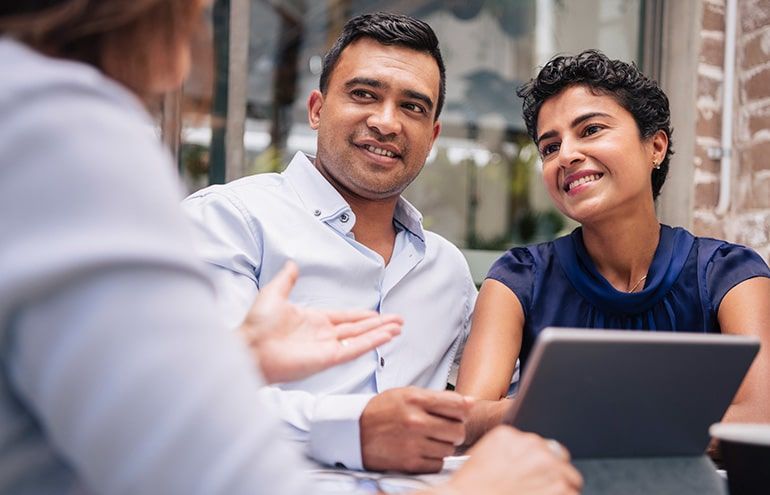 attnyatwork's tweet image. Nicolas Echevarria answers common questions on serving bilingual and non-English-primary clients and setting up better systems for both clients and staff. #EchevarriaLegal #practicemanagement #clientservice #bilingual #lawfirm attorneyatwork.com/practical-real…