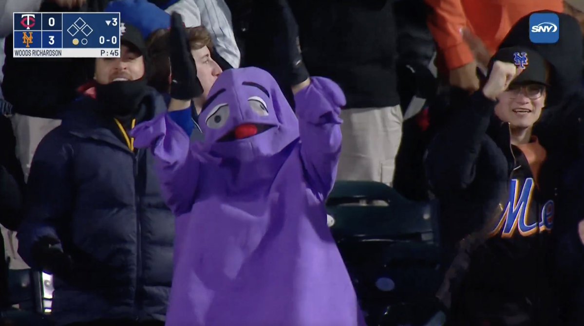 FOX Sports: MLB tweet media