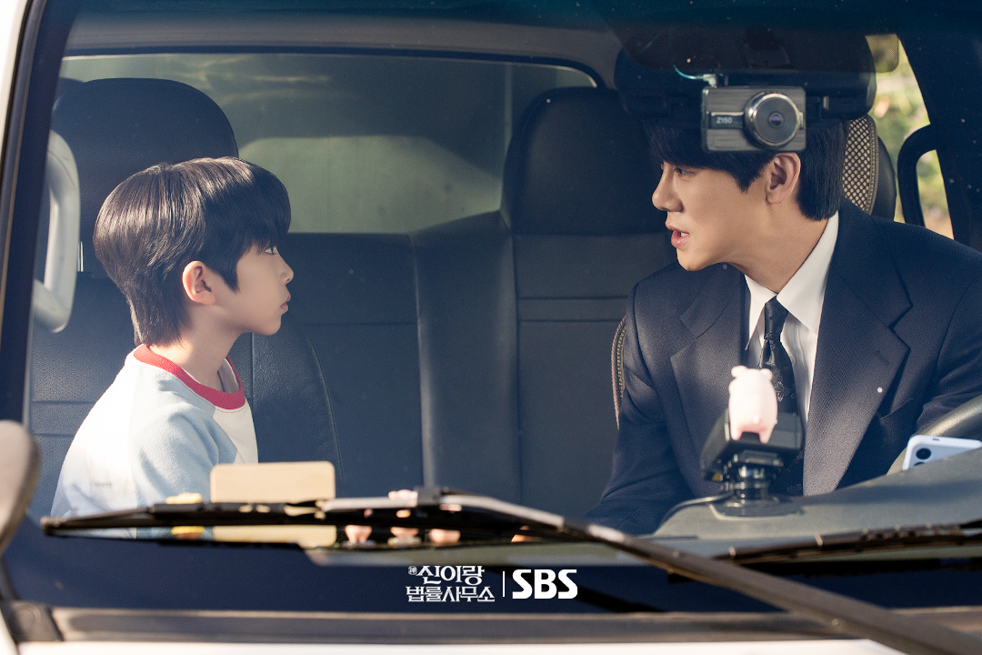 신이랑 법률사무소 2주 밖에 안 남았다는데.. 
제 마음 위로해 줄 이랑이는 어디 있나요😢💗

SBS 금토드라마 <신이랑 법률사무소>
☞ [금,토] 밤 9시 50분

#SBS금토드라마 #신이랑법률사무소
#PhantomLawyer
#유연석 #이솜