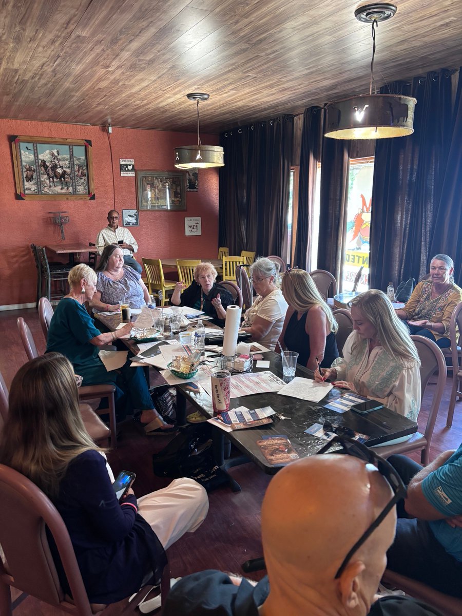RealLeslieWhite's tweet image. Had the opportunity today to speak at the Worker Bee's Club in Apache Junction today!  Talked about the #2020census and Differential Privacy‼️ #Grassroots #Arizona #PinalCounty