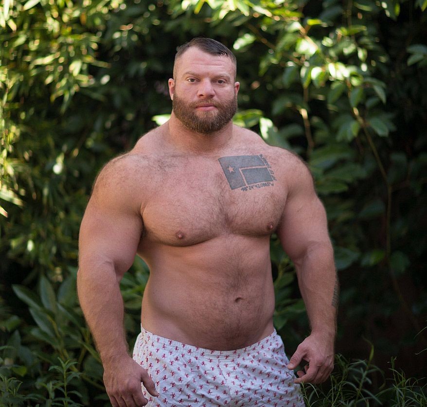 MuscleBearHub tweet media