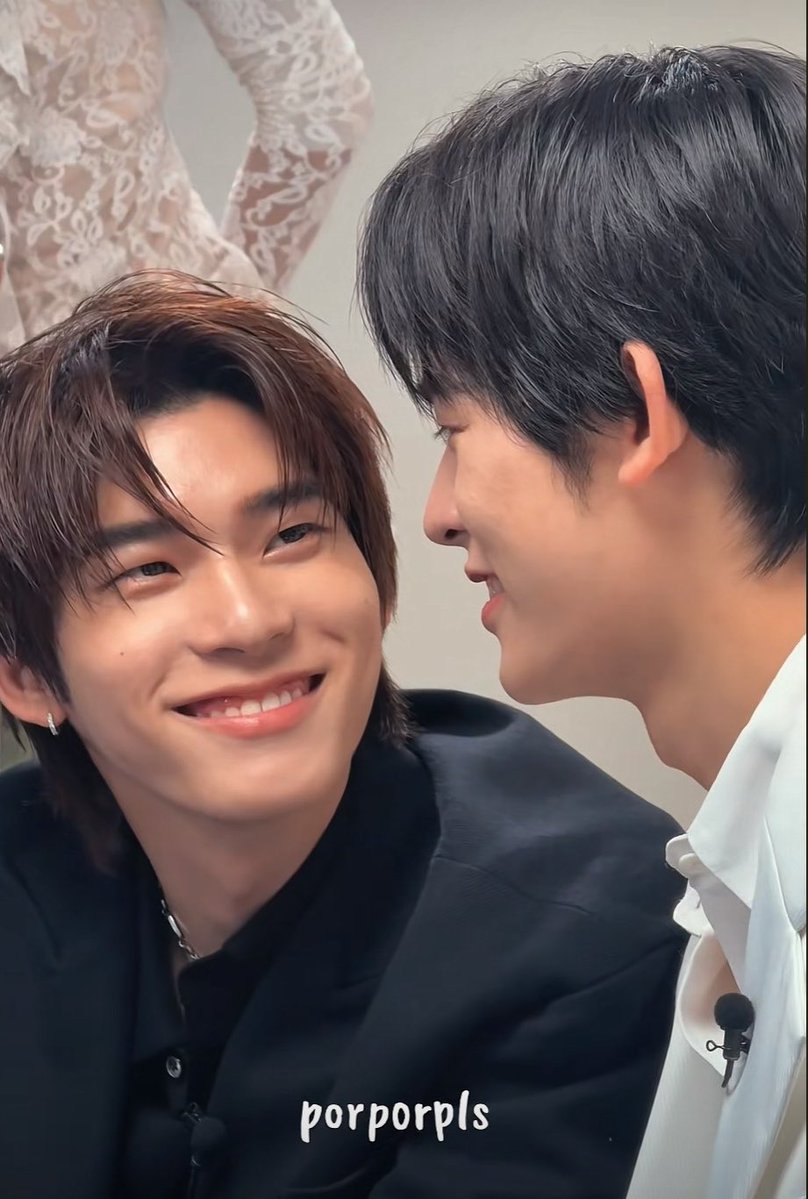 ivy ୨ৎ dwy tweet media