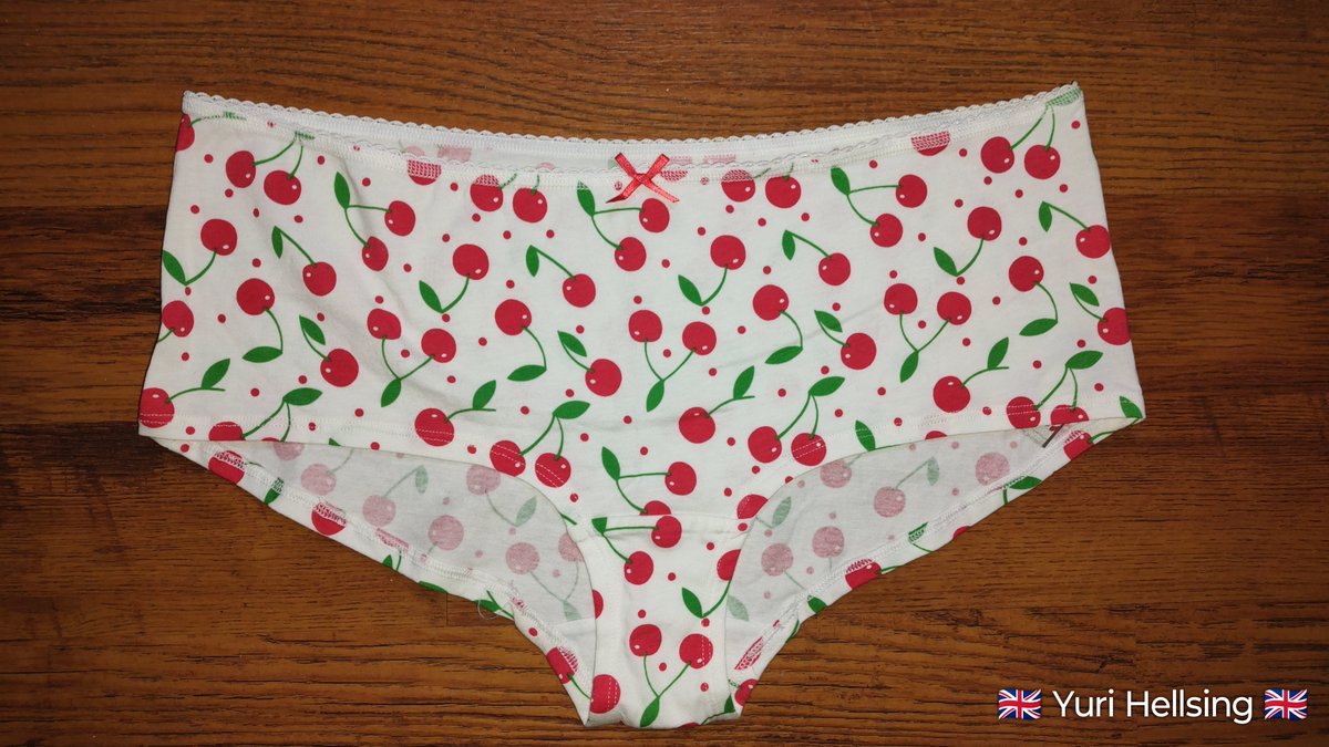 Yuri Hellsing tweet media