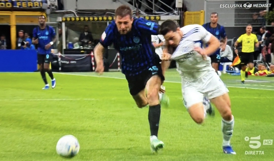 Red77 ⚪⚫ STRON9ER tweet media