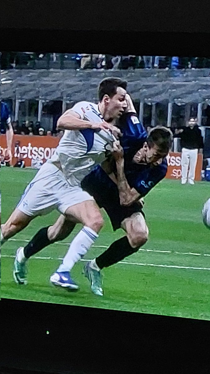 Red77 ⚪⚫ STRON9ER tweet media