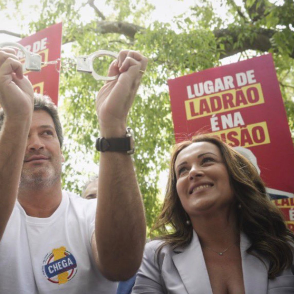 Lugar de ladrão e golpista é na prisão mesmo!

#partidochega