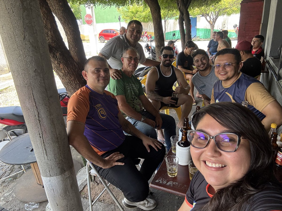 Jaarbinha's tweet photo. Resenha pos sábado letivo 😅 https://t.co/HOWxPQvpAl