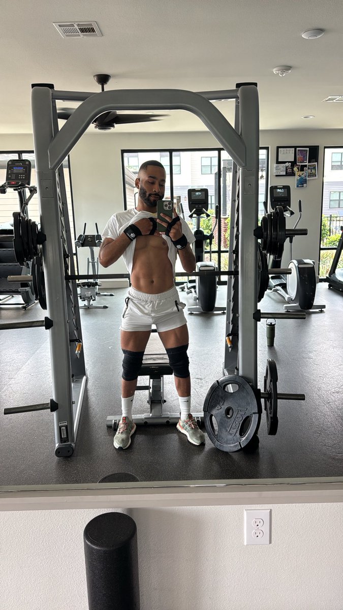 A-Anthony tweet media