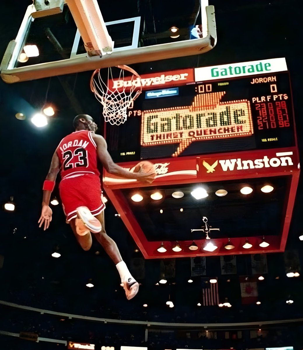 Junk Wax Heroes tweet media