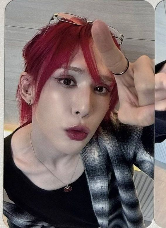 I, ana:-P⁷݁ ♛♟ tweet media