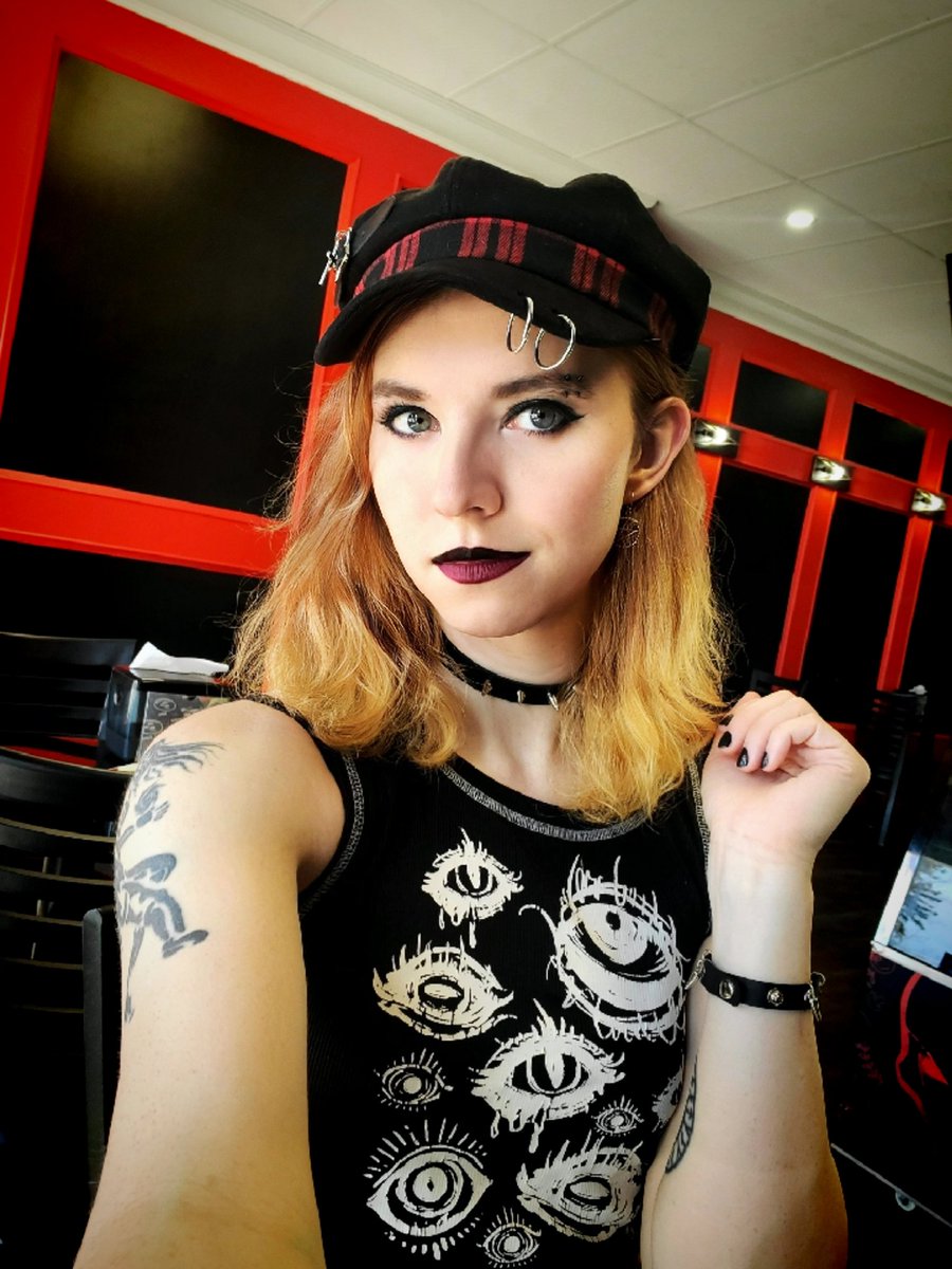 Hellfire ⚧️ tweet media