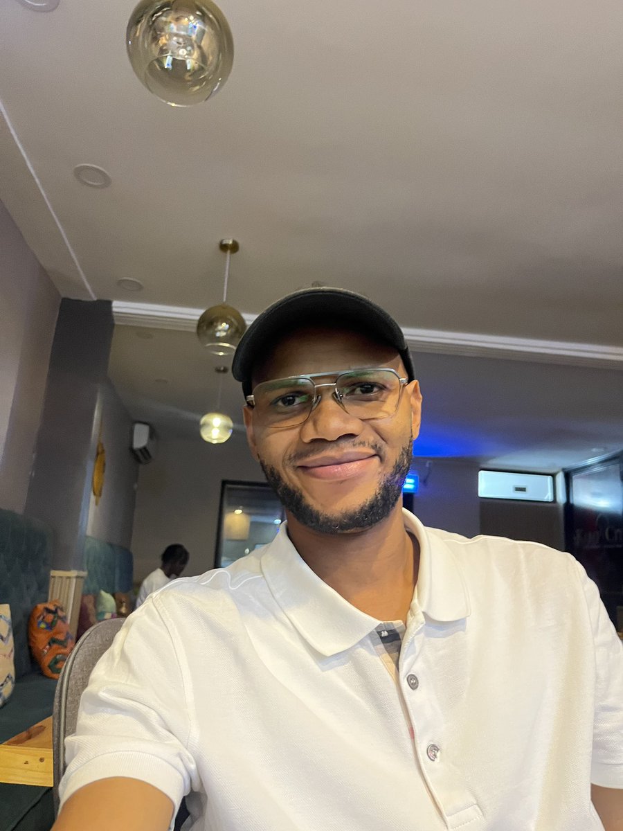 Oumzo😎 tweet media