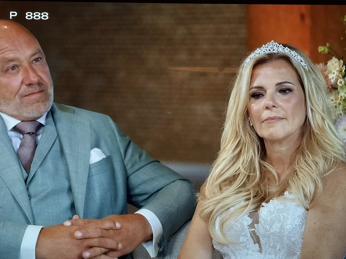 Marianne🌞🐾Ook Blue Sky @marianner.bsky.social tweet media