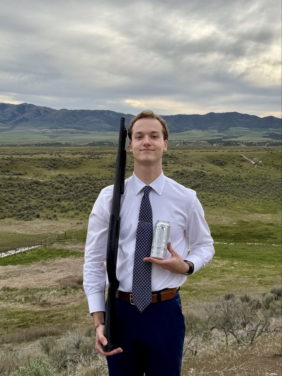 Riley Beesley tweet media