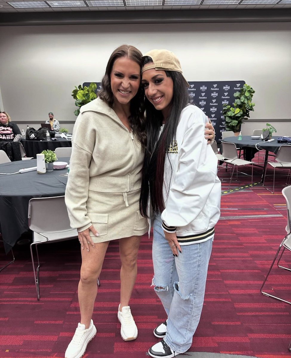 kotaXdeville's tweet image. JACY WITH STEPHANIE OH MY GODDD