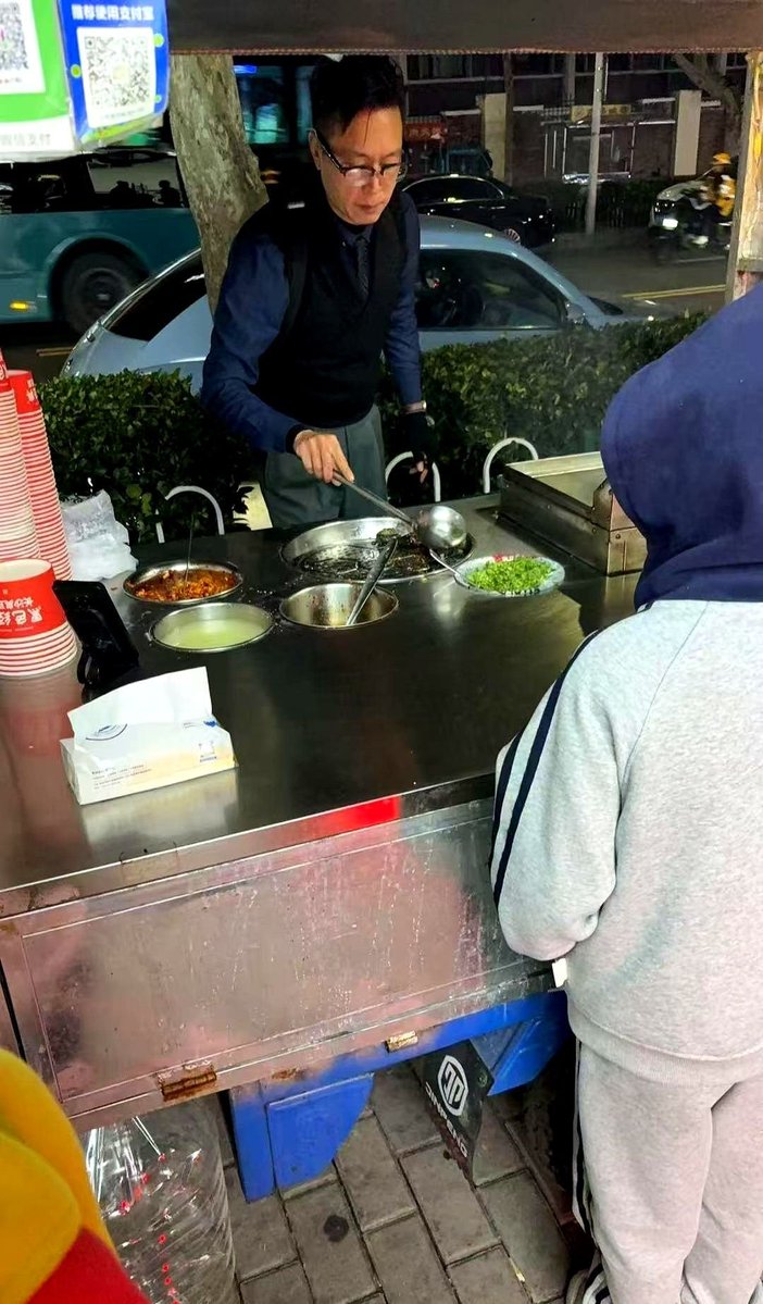 treesy foy tweet media