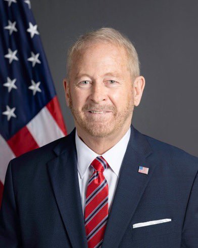 ¿Porque el embajador Ronald Johnson, encubre operaciones de dos agentes de la CIA, en Chihuahua?

¿Porque la gobernadora Maru Campos, pacta con agentes de la CIA, sin notificar al gobierno de Claudia Sheinbaum?

¿Que esconden el embajador de Trump, y la gobernadora panista?
RT👇