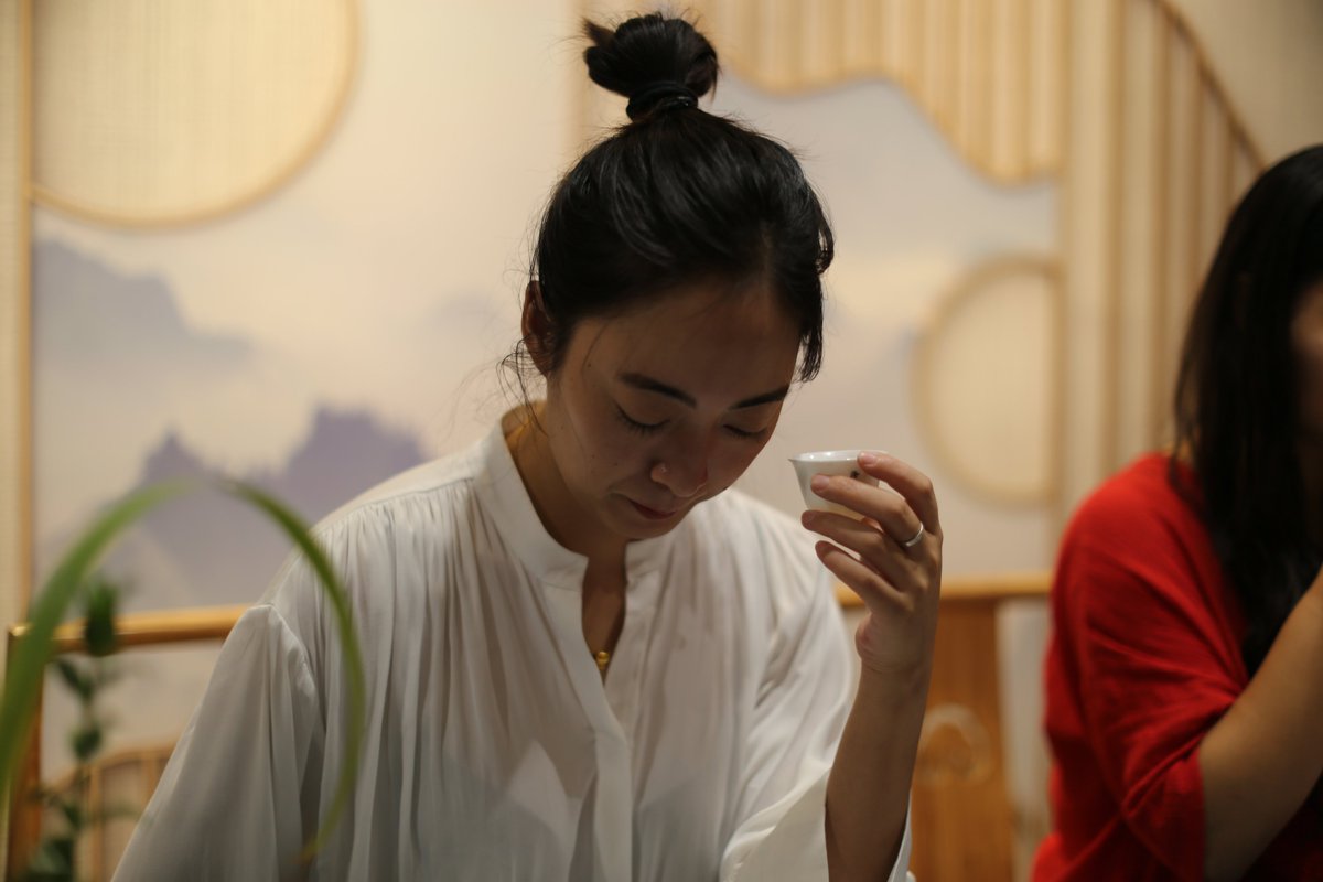 Ana Roxana tweet media