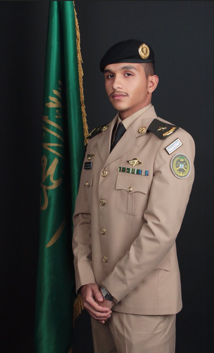 Byb444's tweet photo. ابارك لابن أختي الملازم /تركي بن محمد الدخيل  تخرجه من كلية الملك عبدالعزيز الحربية  وفقه اللّٰه
لخدمة دينه ومليكه ووطنه https://t.co/sTZOsb2uFY