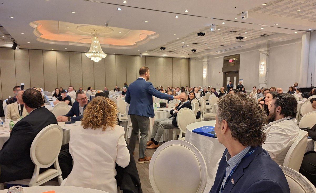 WSPS_NEWS's tweet image. When you’re in the zone, it’s not luck – it’s mindset. 🎯

Afternoon Keynote, @YanMarkson - Communication, Human Behaviour &amp;amp; Perception Strategist, had our delegates on the edge of their seats as he explained how #perception shapes #performance and how owning your story unlocks