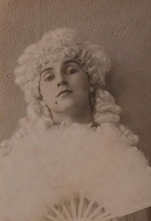 Soror Adriana tweet media