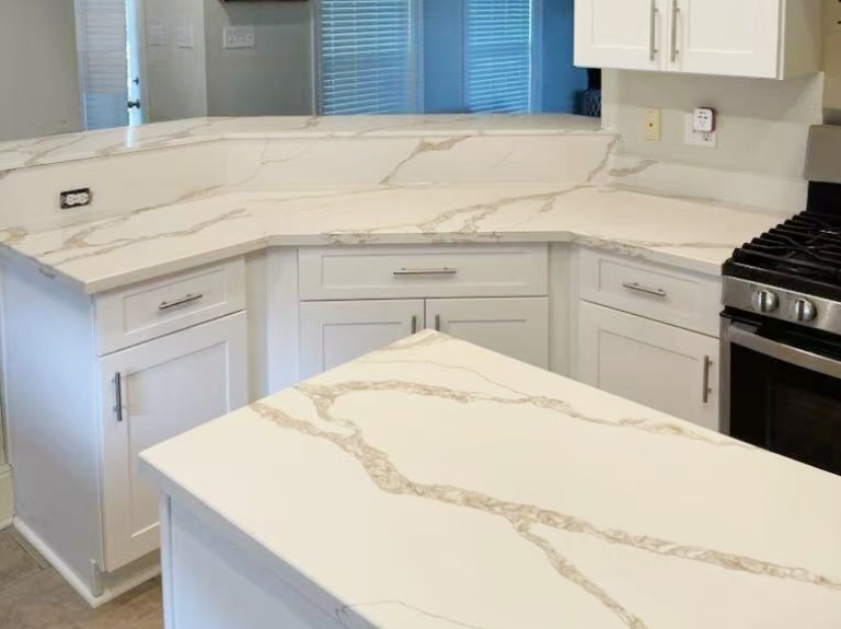 usstoneoutlet's tweet image. Upgrade your kitchen with luxurious Vivalioro Quartz countertops! Perfect for a New Orleans home remodel.

zurl.co/K9LL2 

#VivalioroQuartz #QuartzCountertops #KitchenRemodel #NewOrleans #USStoneOutlet