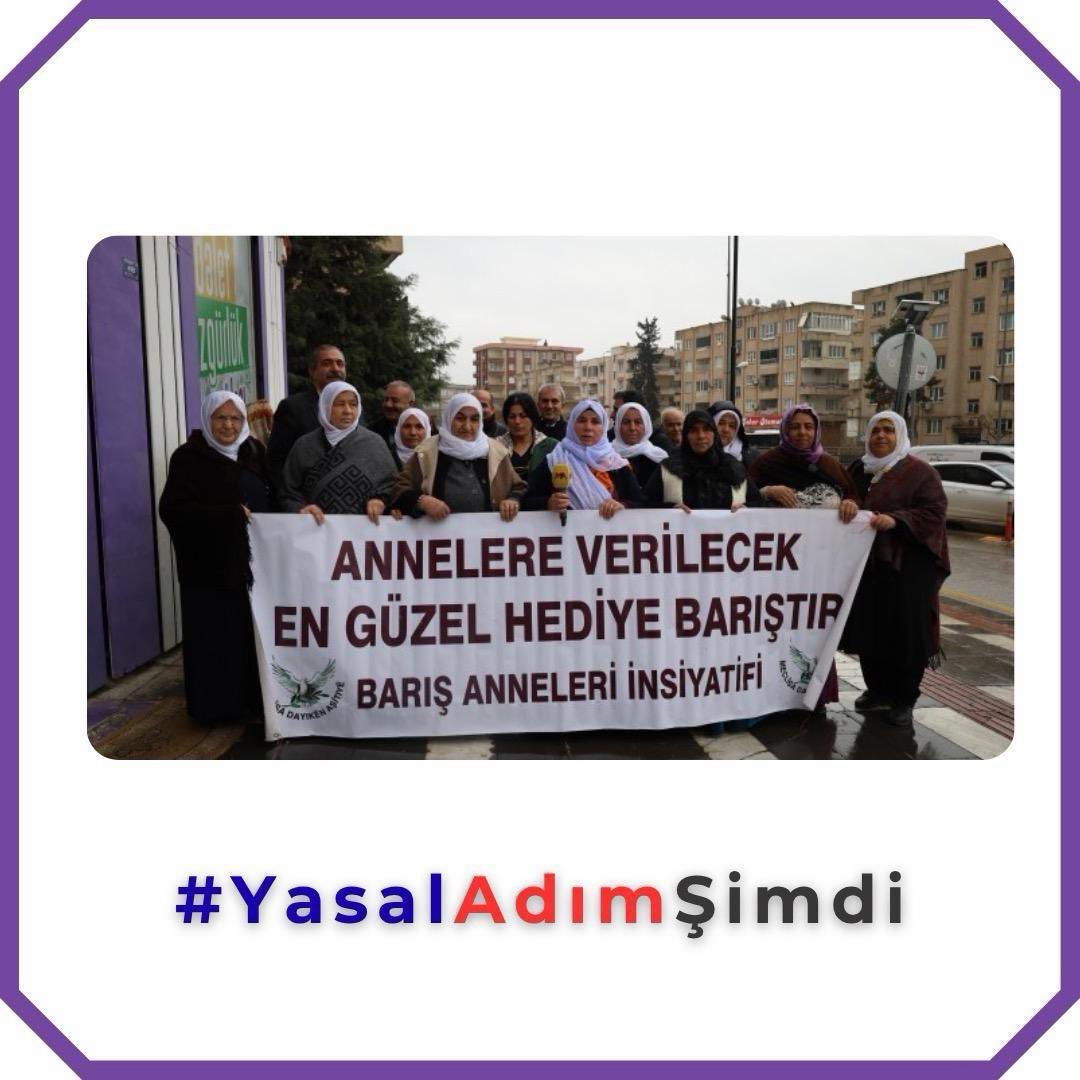 Negatif barışın pozitif barış sürecine evrilebilmesi için samimi ve güven artırıcı yasal adımların ivedilikle atılması gerekiyor.

#YasalAdımŞimdi