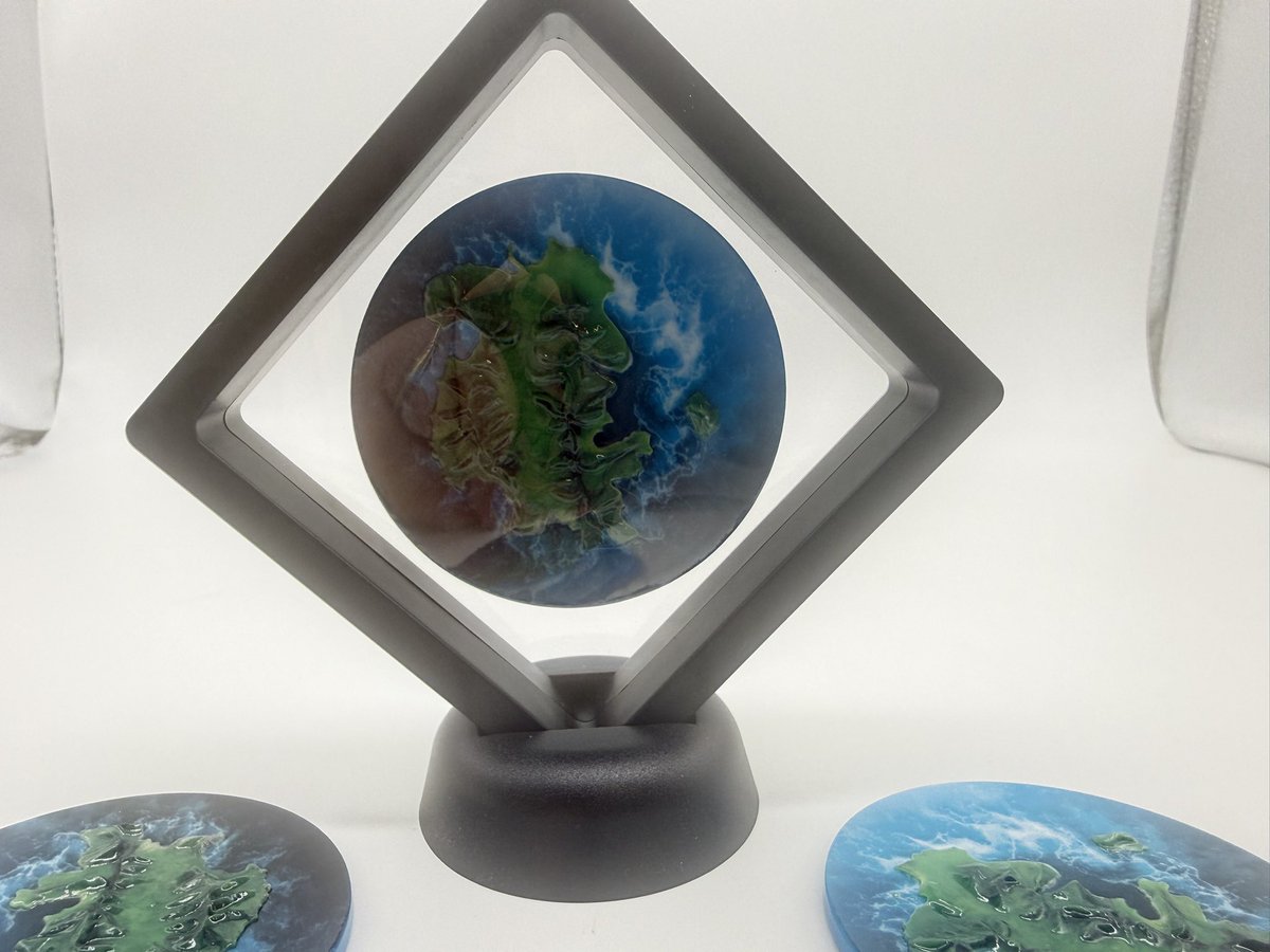 robertwerden's tweet photo. Made a cool color 3d printed miniature of the Island from the tv show LOST https://t.co/ZywmNfuZN2