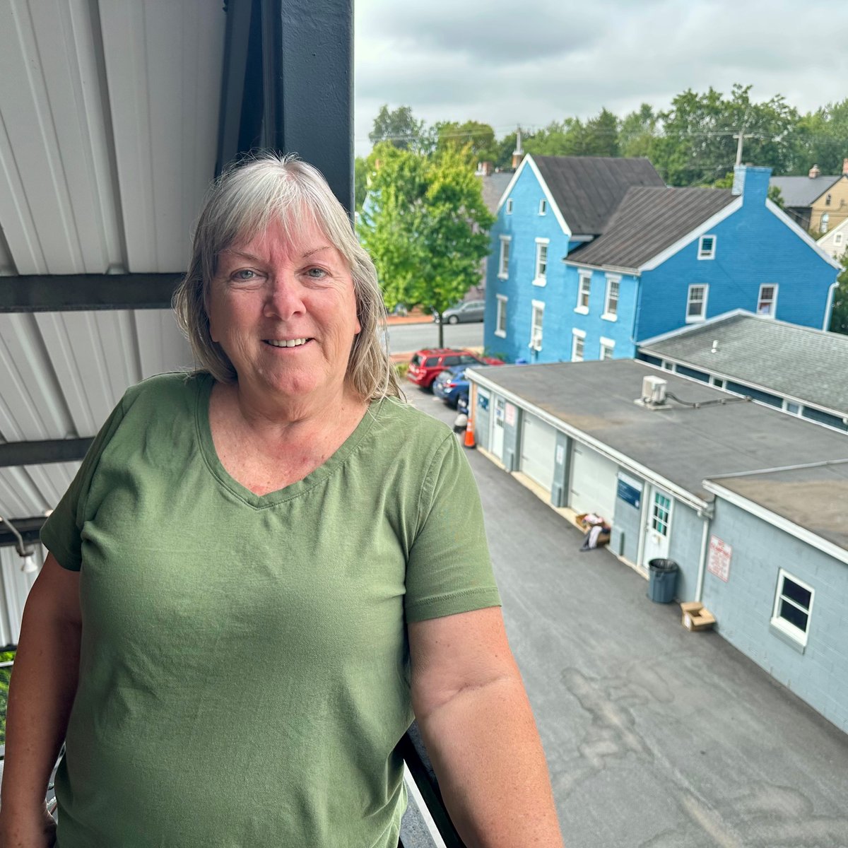 FRM_mission's tweet image. #TestimonialTuesday - “I especially love when Rescued Treasures can provide needs for homeless neighbors: clothes, tents, tarps, and sleeping bags. I enjoy praying with them and hugging them too!”

- Brenda Bell, Rescued Treasures Coordinator

#homelessness #compassion